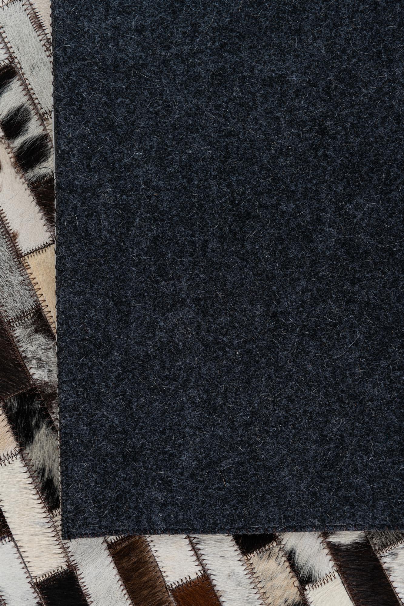 5' x 7' 10 Cowhide Leather Rug