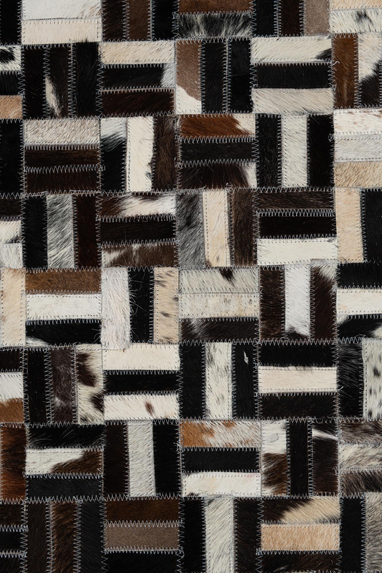 5' x 7' 10 Cowhide Leather Rug