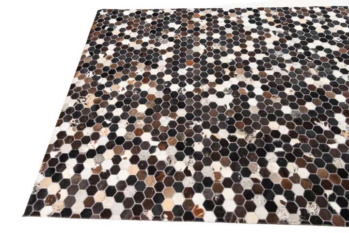 5' 1 x 7' 9 Cowhide Leather Rug