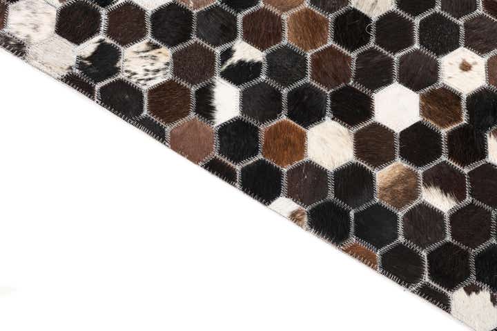 5' 1 x 7' 9 Cowhide Leather Rug