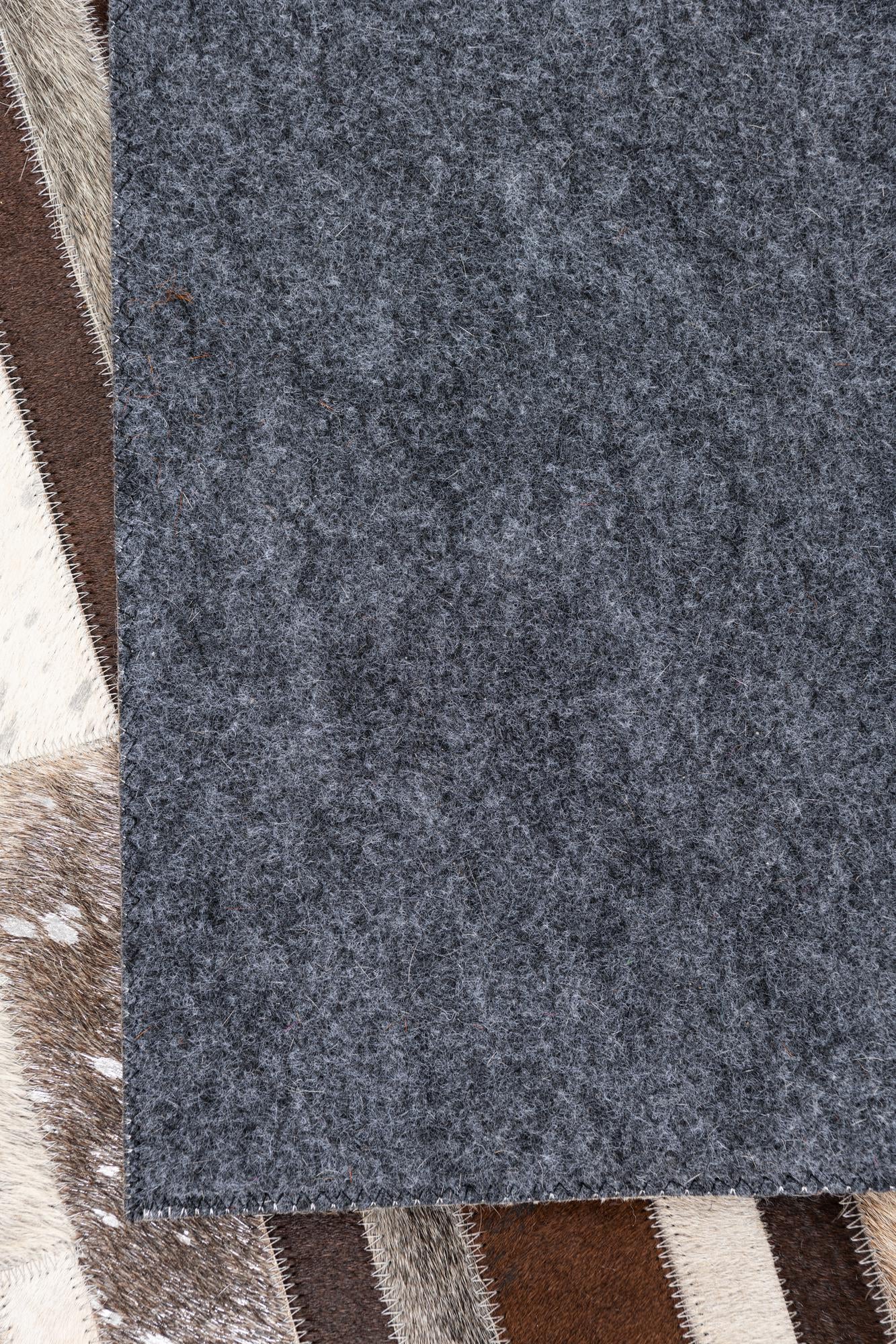5' 1 x 8' Cowhide Leather Rug
