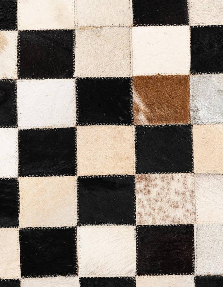 Detail image of 5' x 7' 10 Cowhide Leather Rug