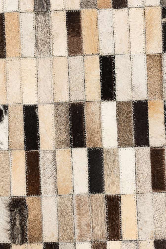 5' x 8' Cowhide Leather Rug