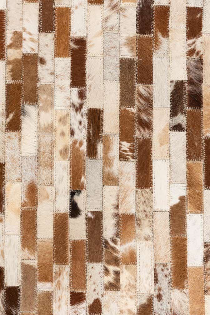 5' 1 x 8' Cowhide Leather Rug