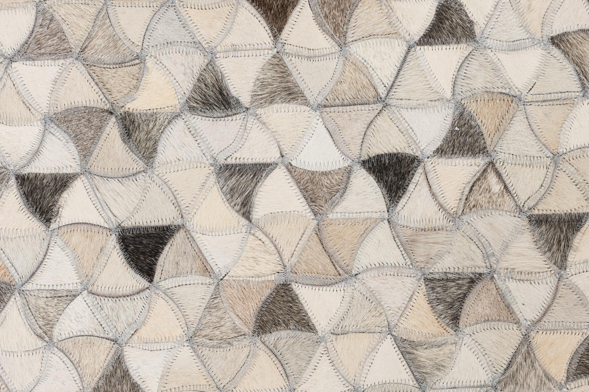 5' x 7' 8 Cowhide Leather Rug