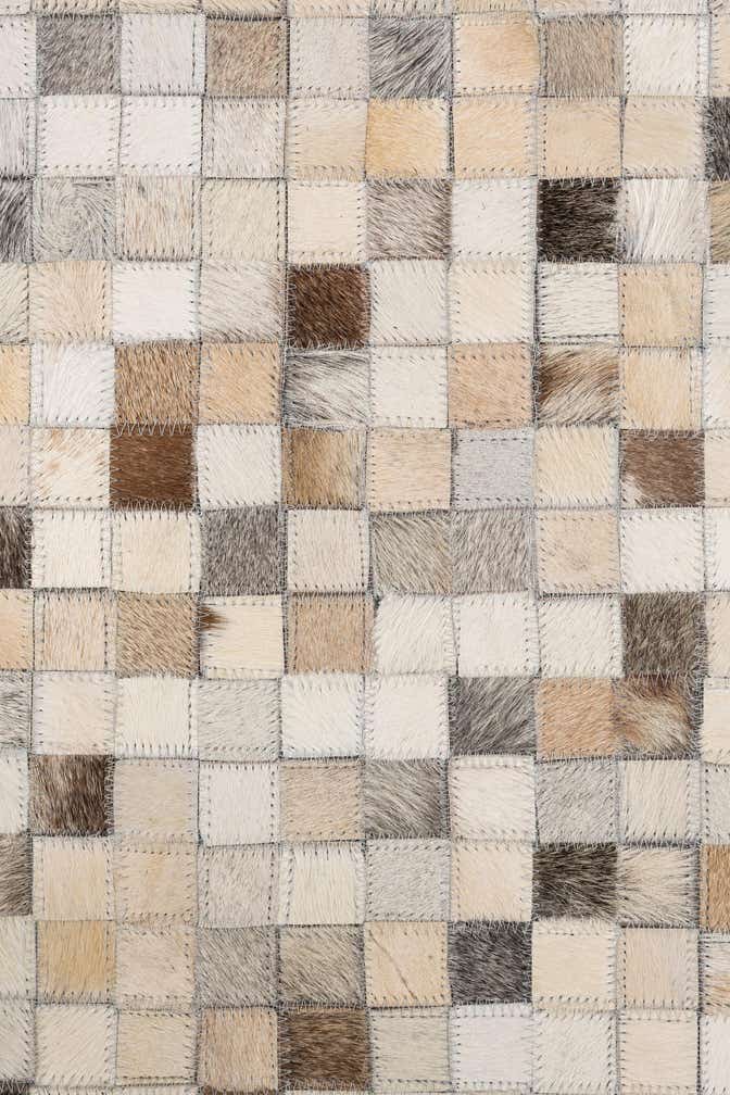 5' 1 x 8' Cowhide Leather Rug