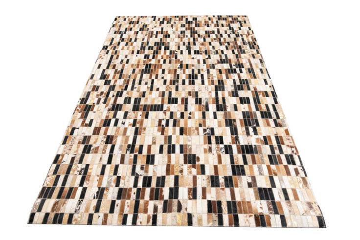 Detail image of 5' x 7' 10 Cowhide Leather Rug
