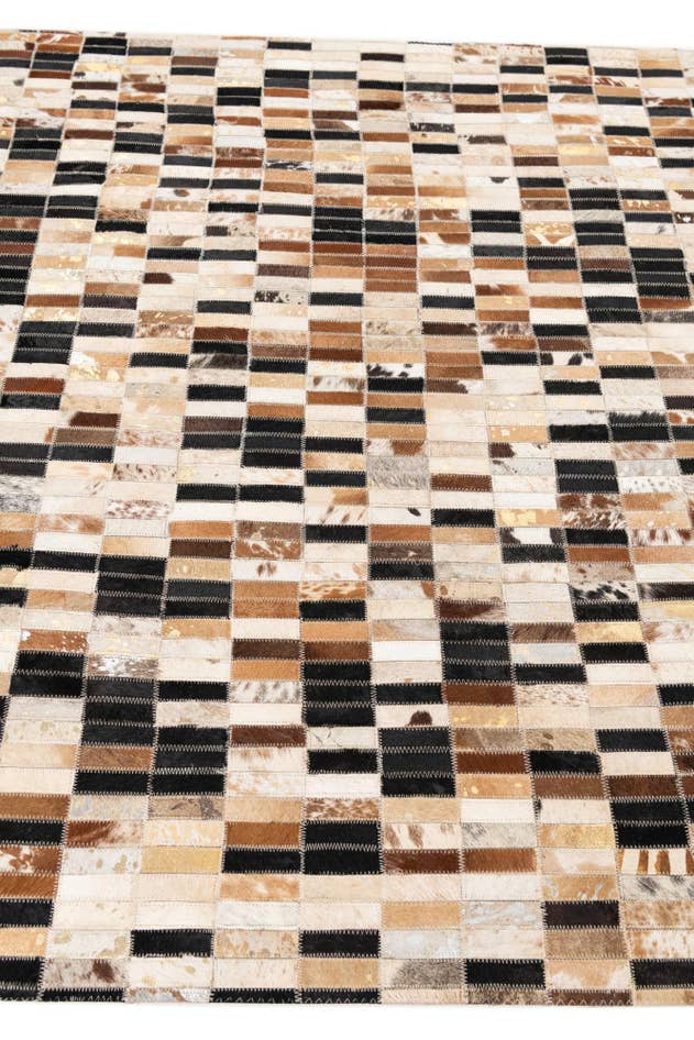 Detail image of 5' x 7' 10 Cowhide Leather Rug