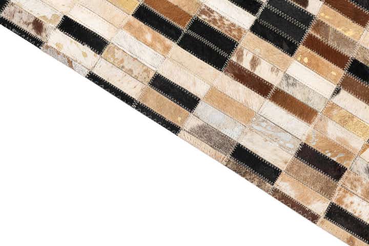 5' x 7' 10 Cowhide Leather Rug