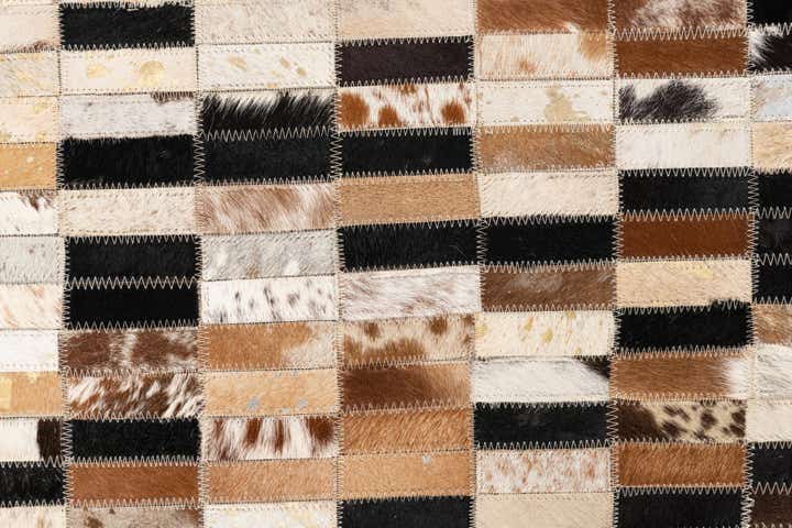 5' x 7' 10 Cowhide Leather Rug