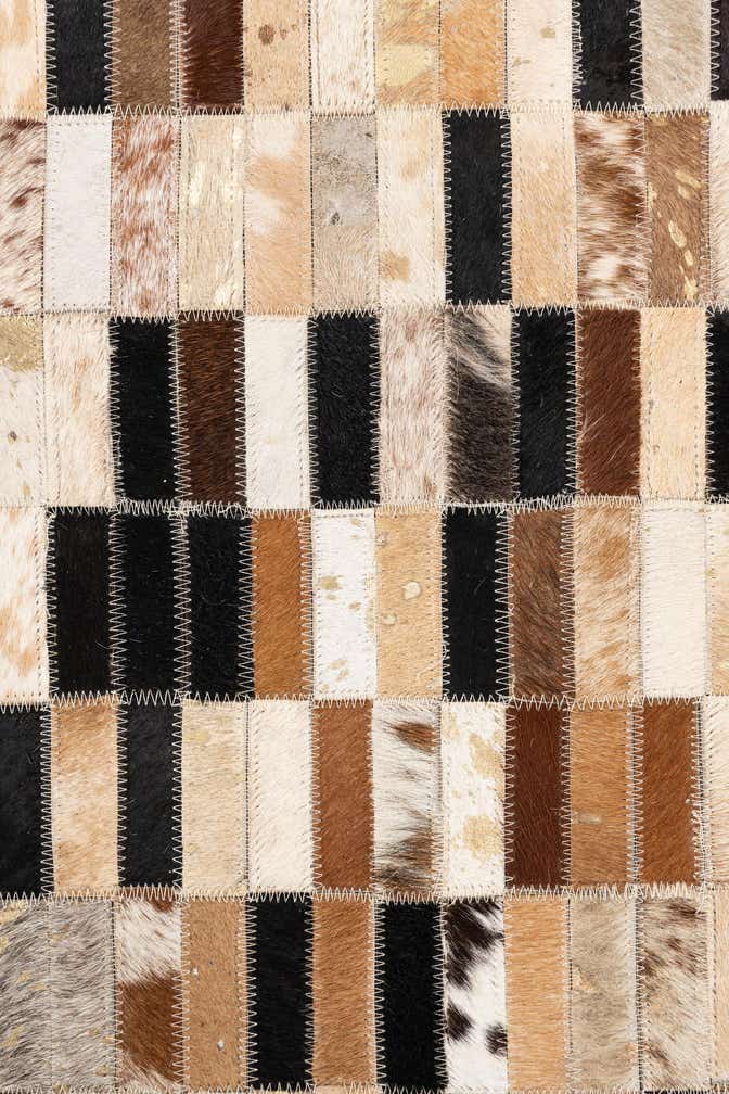 5' x 7' 10 Cowhide Leather Rug