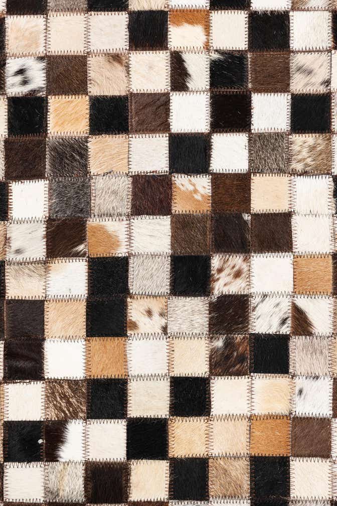 5' 1 x 8' Cowhide Leather Rug