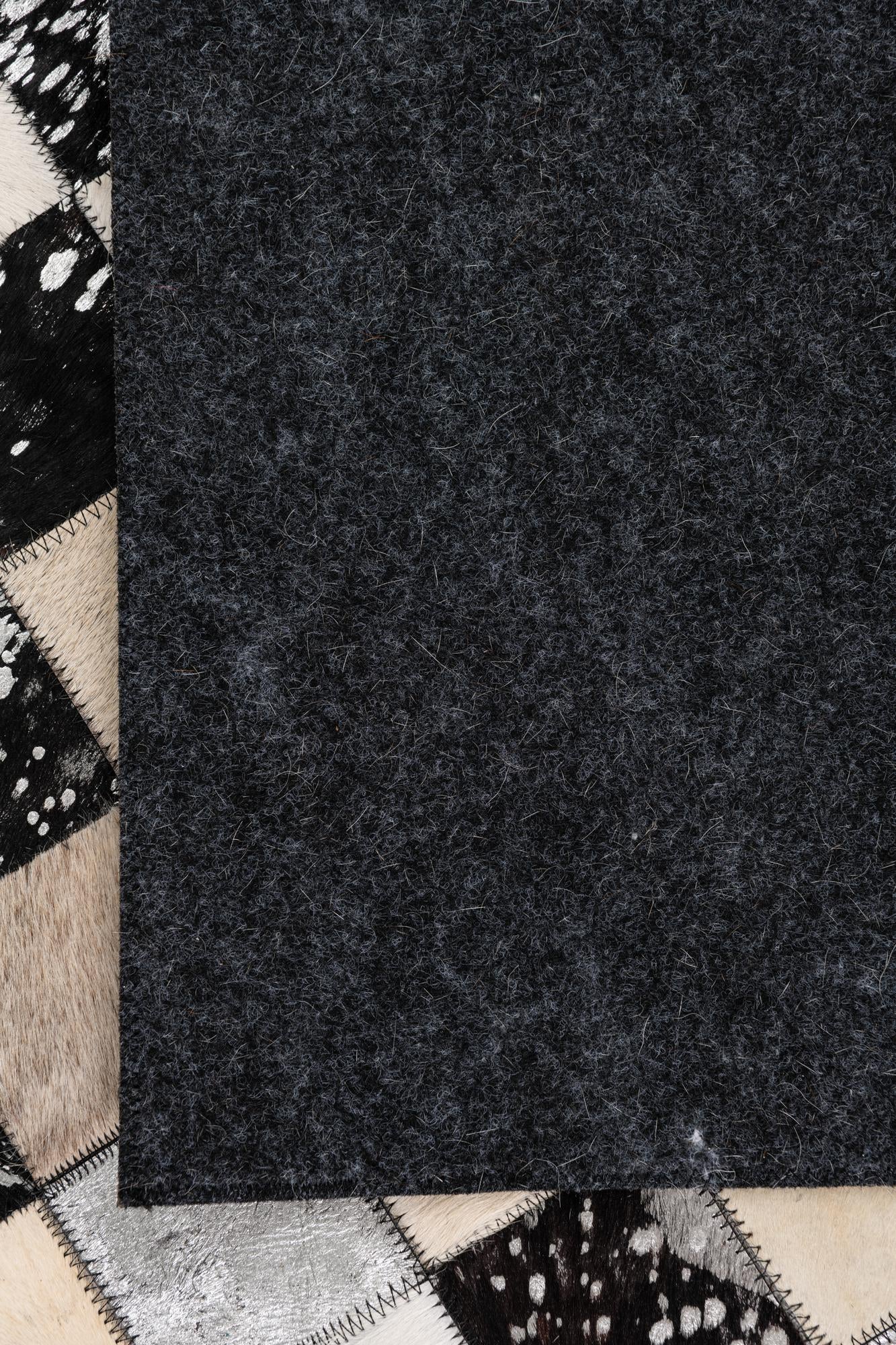 5' x 8' Cowhide Leather Rug