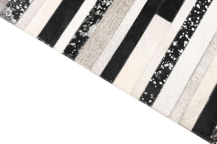 5' x 8' 2 Cowhide Leather Rug