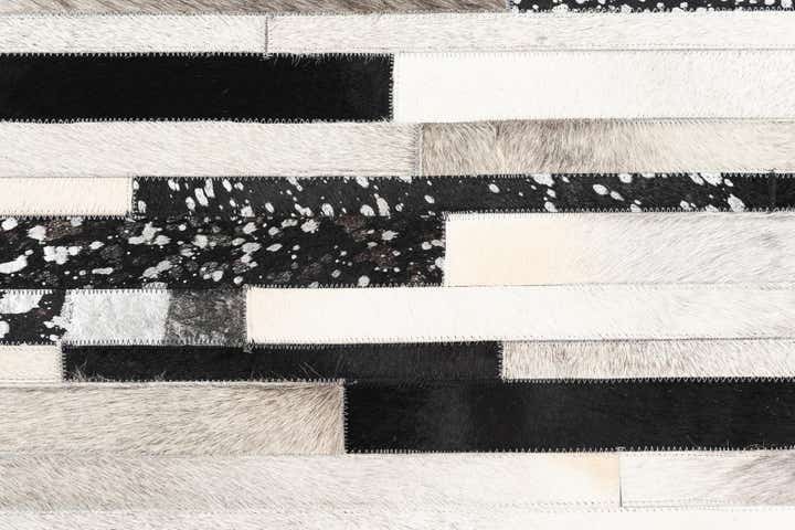5' x 8' 2 Cowhide Leather Rug