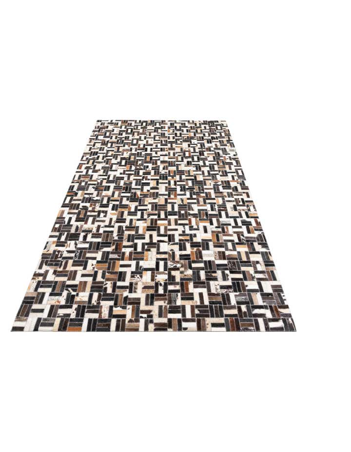 5' x 7' 10 Cowhide Leather Rug