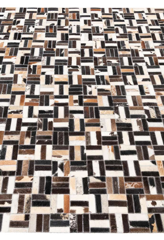 5' x 7' 10 Cowhide Leather Rug