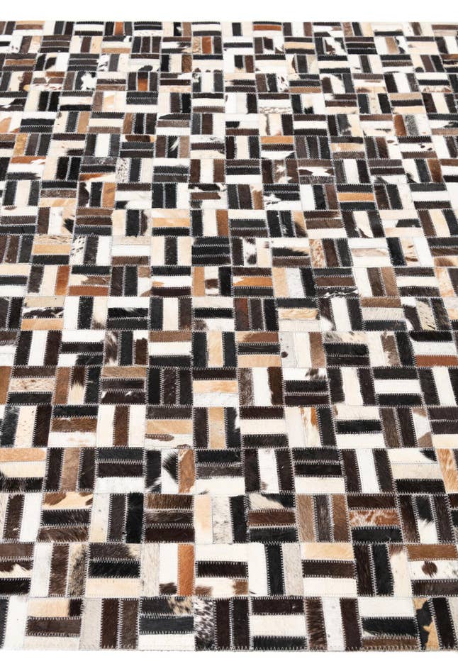 Detail image of 5' x 7' 10 Cowhide Leather Rug