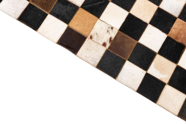 5' x 8' Cowhide Leather Rug