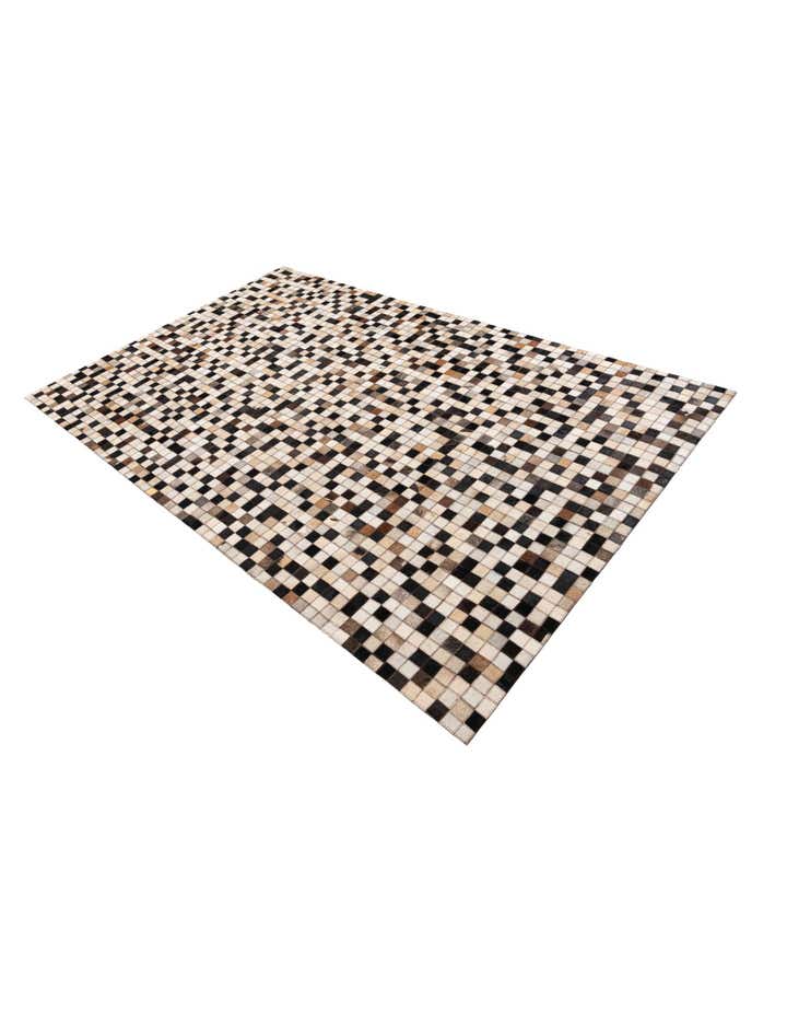 5' x 7' 10 Cowhide Leather Rug