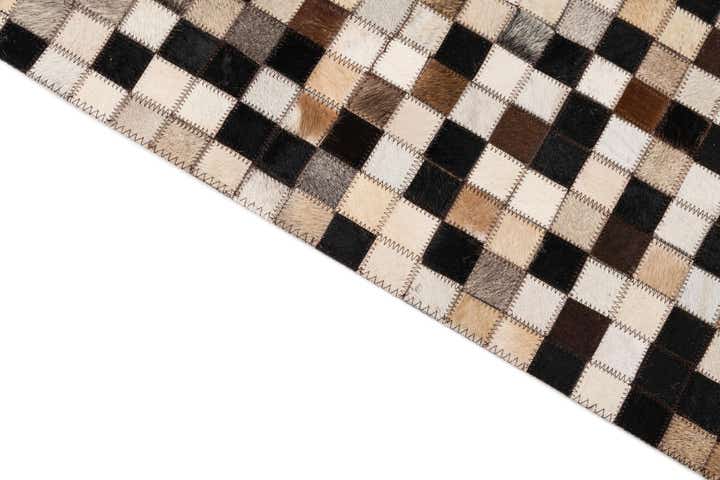 5' x 7' 10 Cowhide Leather Rug