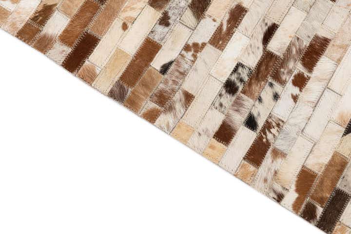 5' x 8' Cowhide Leather Rug