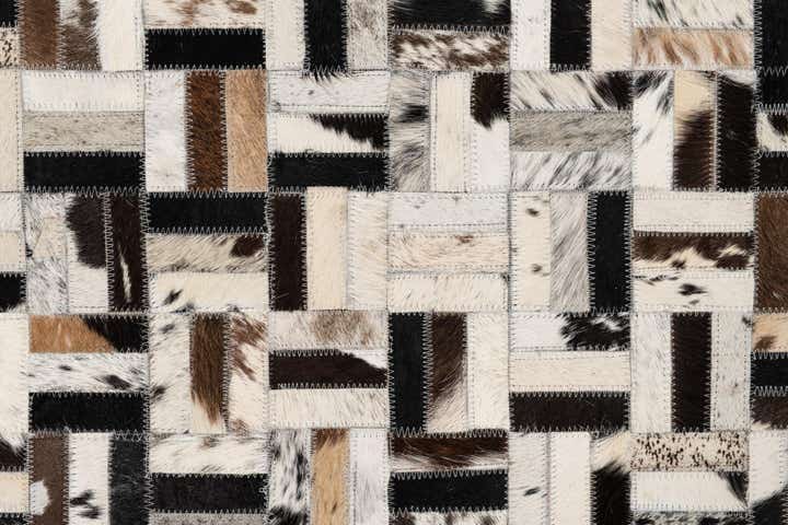 5' x 8' Cowhide Leather Rug