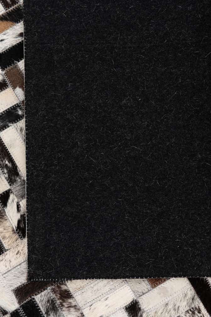 5' x 8' Cowhide Leather Rug