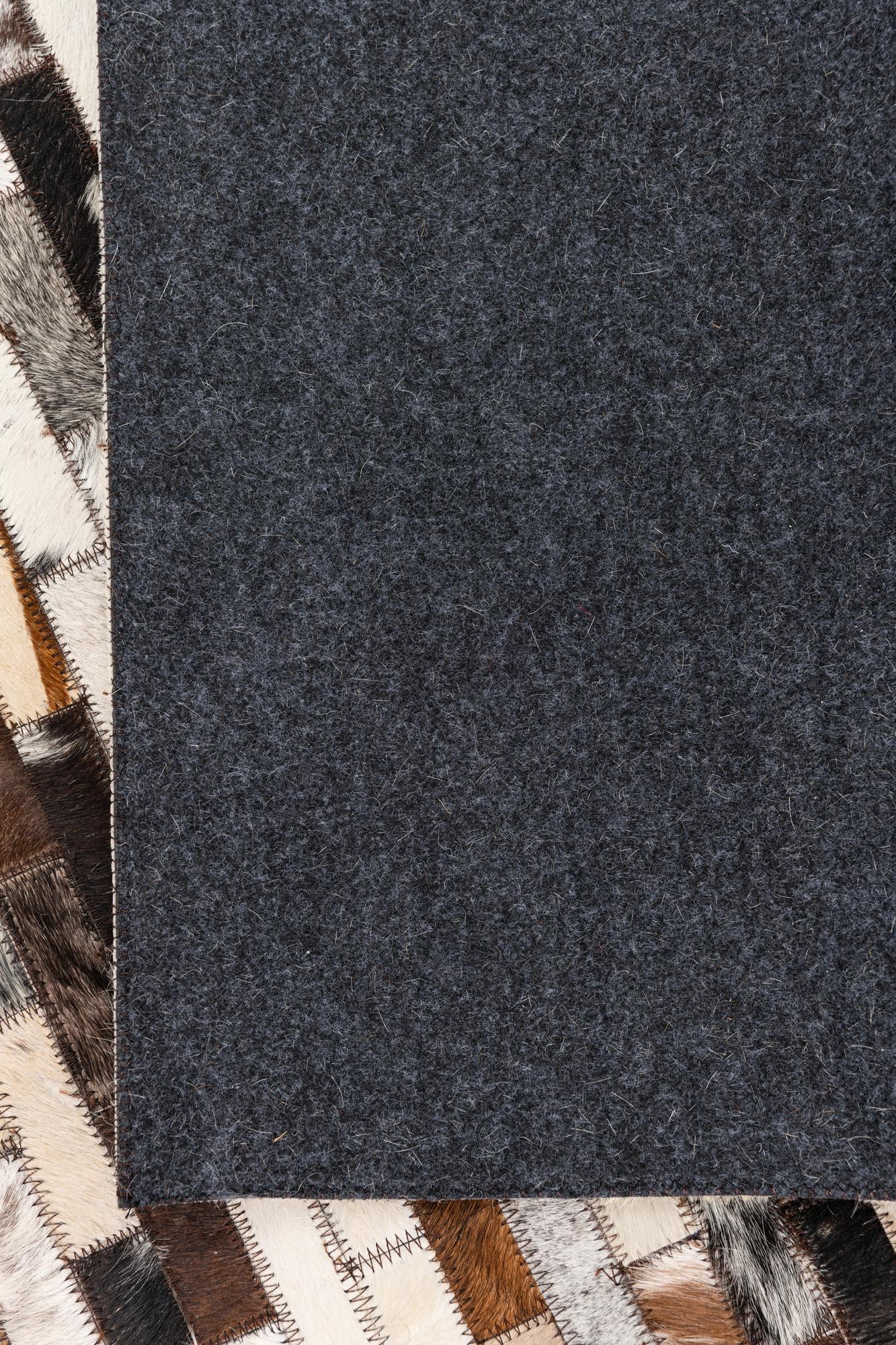 5' x 8' Cowhide Leather Rug