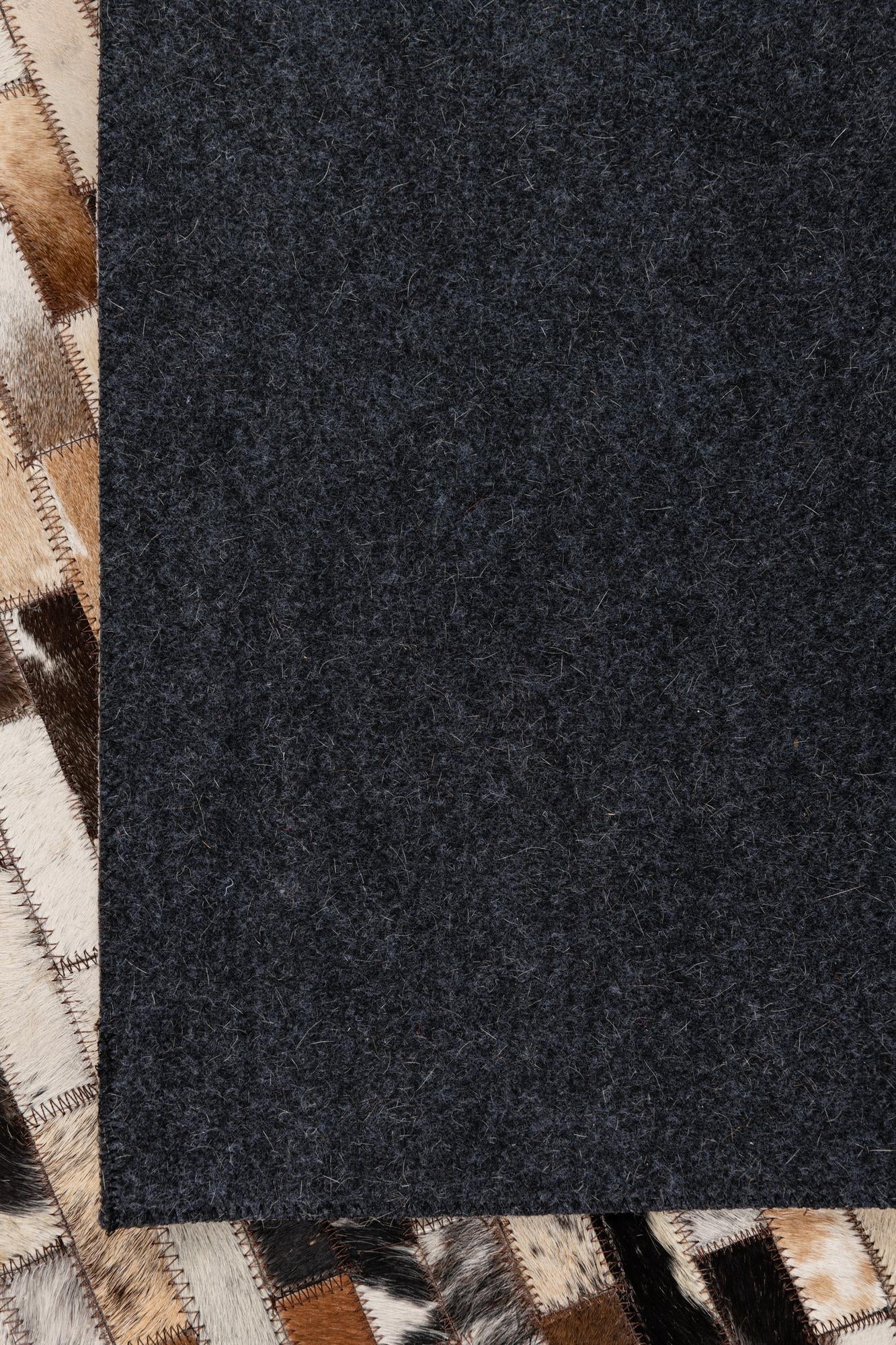 5' x 8' Cowhide Leather Rug