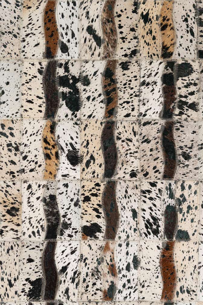 5' x 8' Cowhide Leather Rug