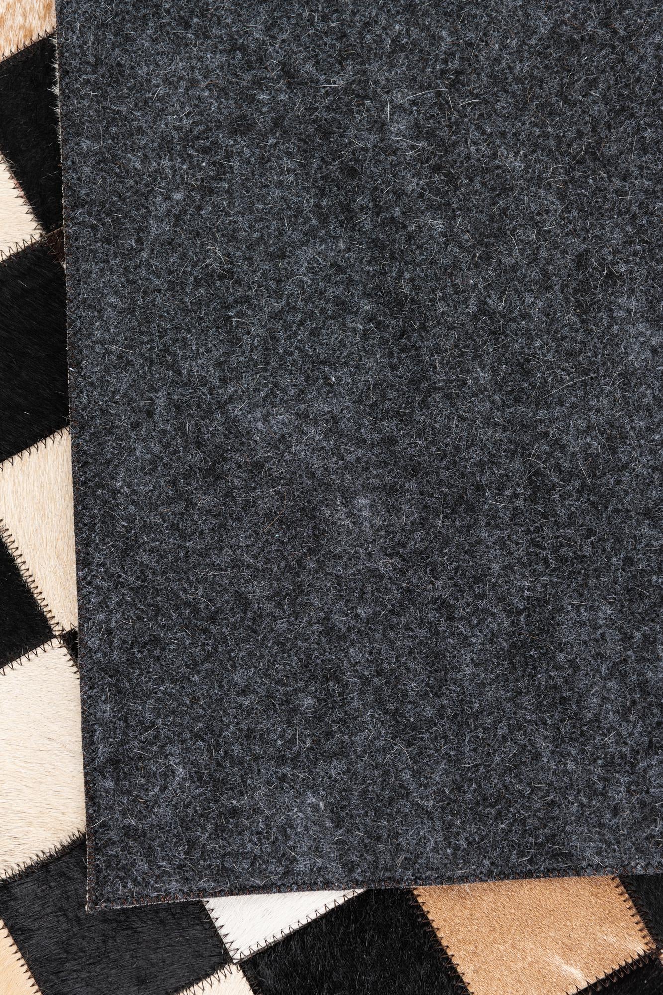 5' x 8' Cowhide Leather Rug