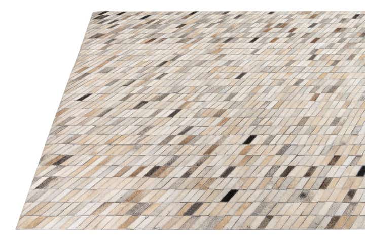 5' x 8' Cowhide Leather Rug