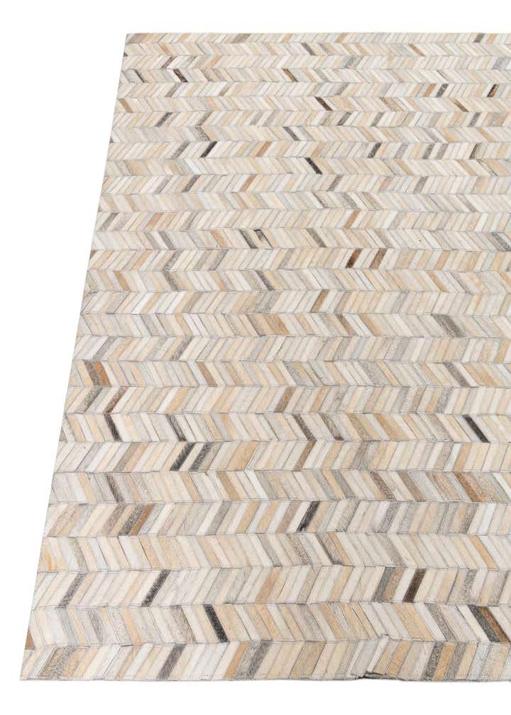5' x 7' 8 Cowhide Leather Rug
