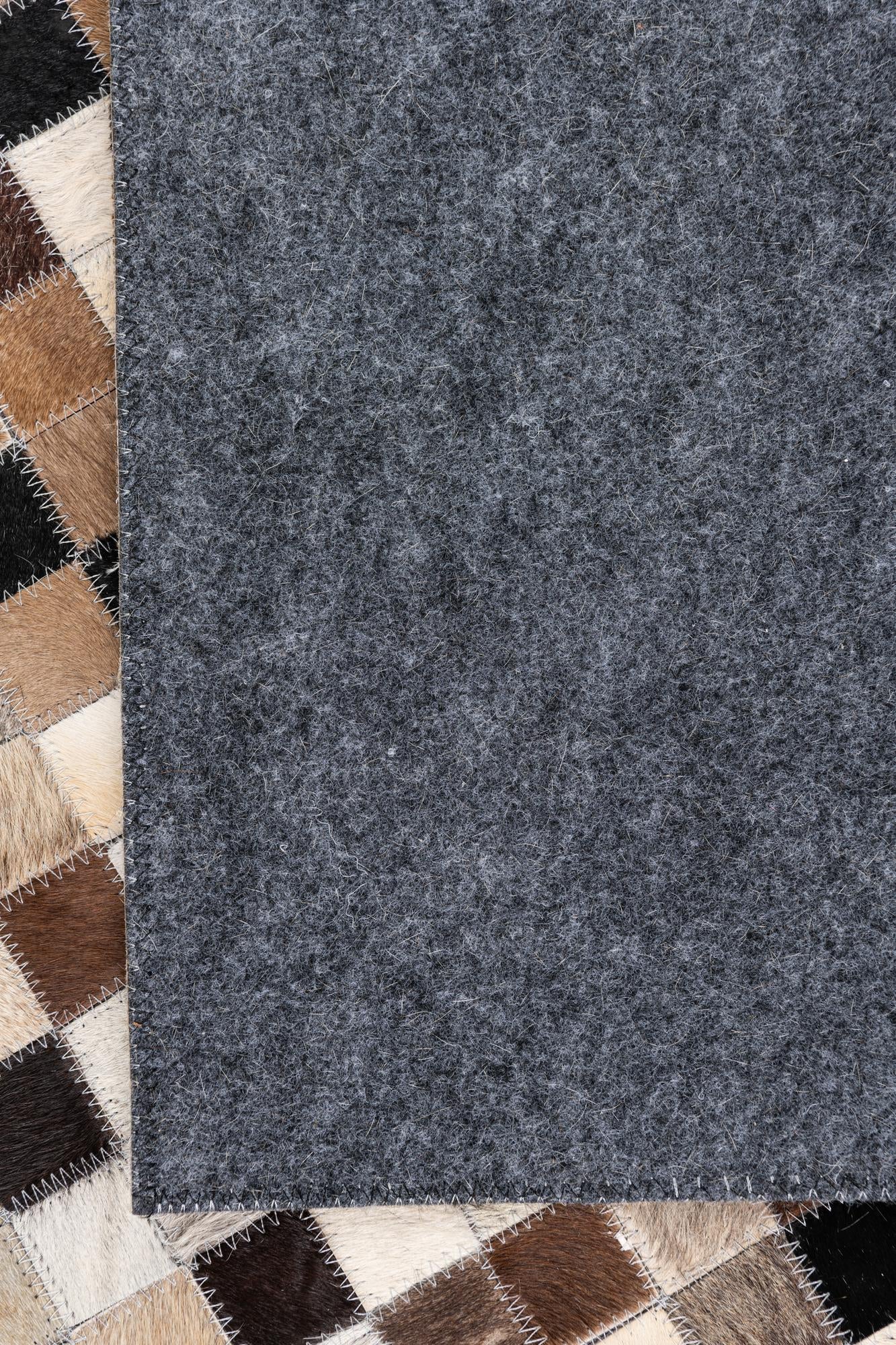 5' x 8' Cowhide Leather Rug