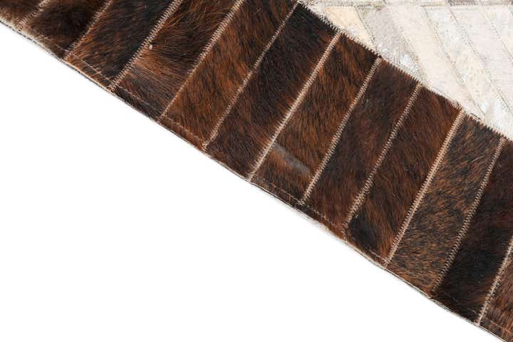 3' 10 x 5' 8 Cowhide Leather Rug