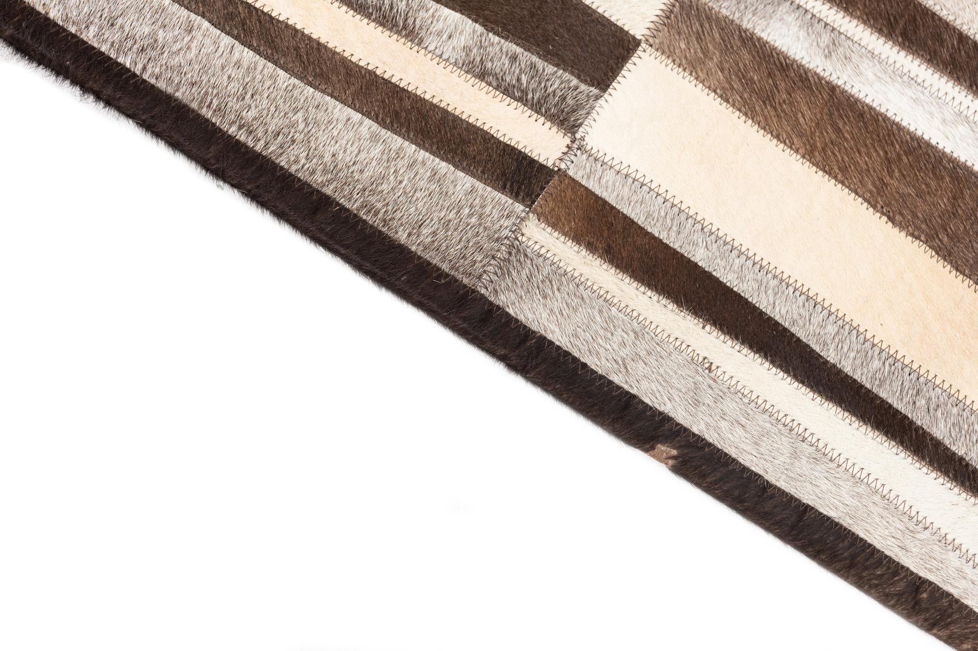 4' x 6' Cowhide Leather Rug