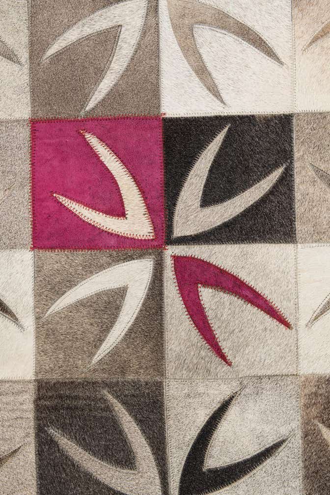 4' x 5' 10 Cowhide Leather Rug