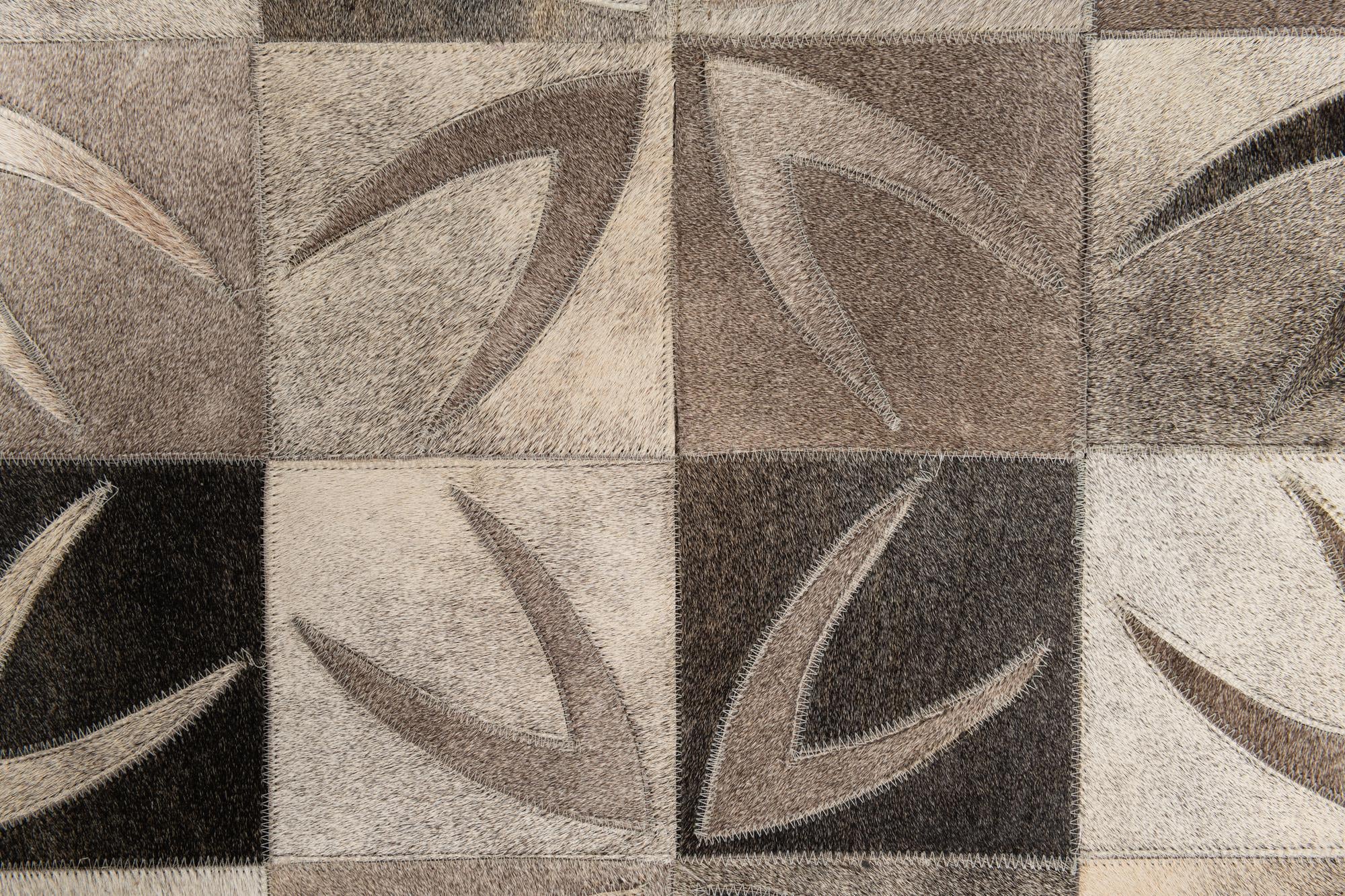 4' x 5' 10 Cowhide Leather Rug
