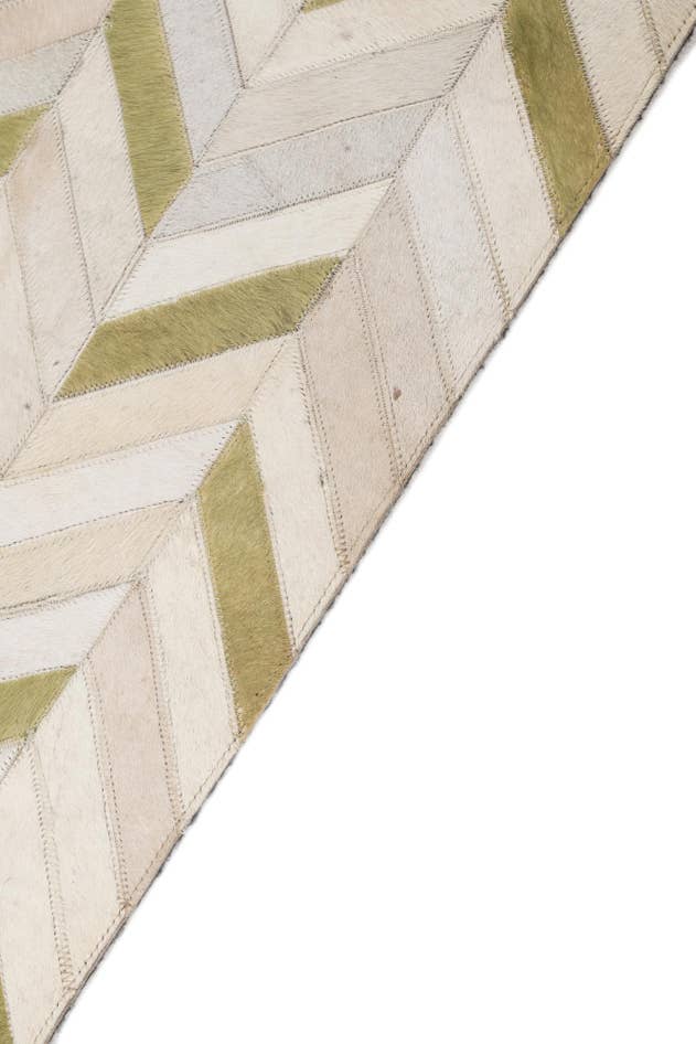 Detail image of 4' x 5' 10 Cowhide Leather Rug