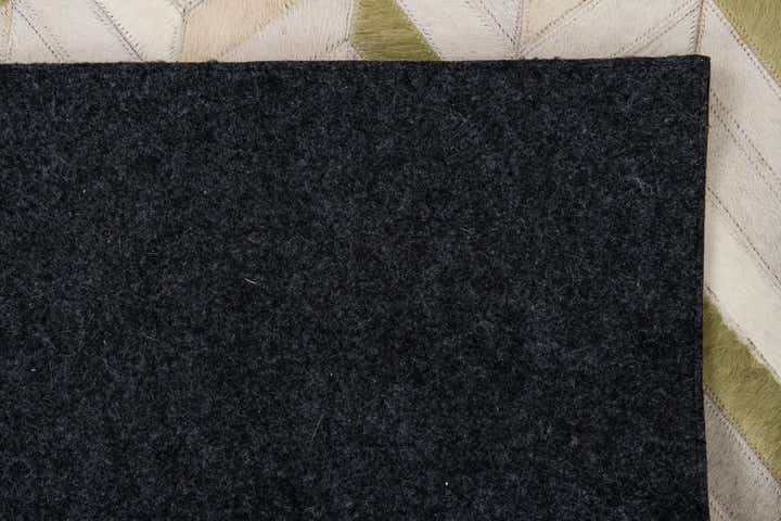 4' x 5' 10 Cowhide Leather Rug