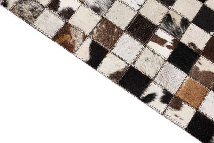 5' x 8' Cowhide Leather Rug