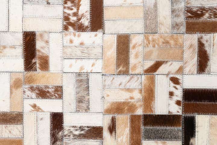 5' x 8' Cowhide Leather Rug