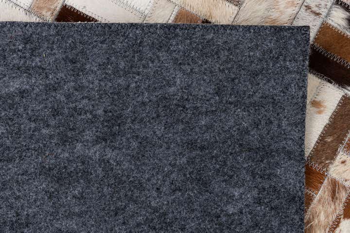 5' x 8' Cowhide Leather Rug