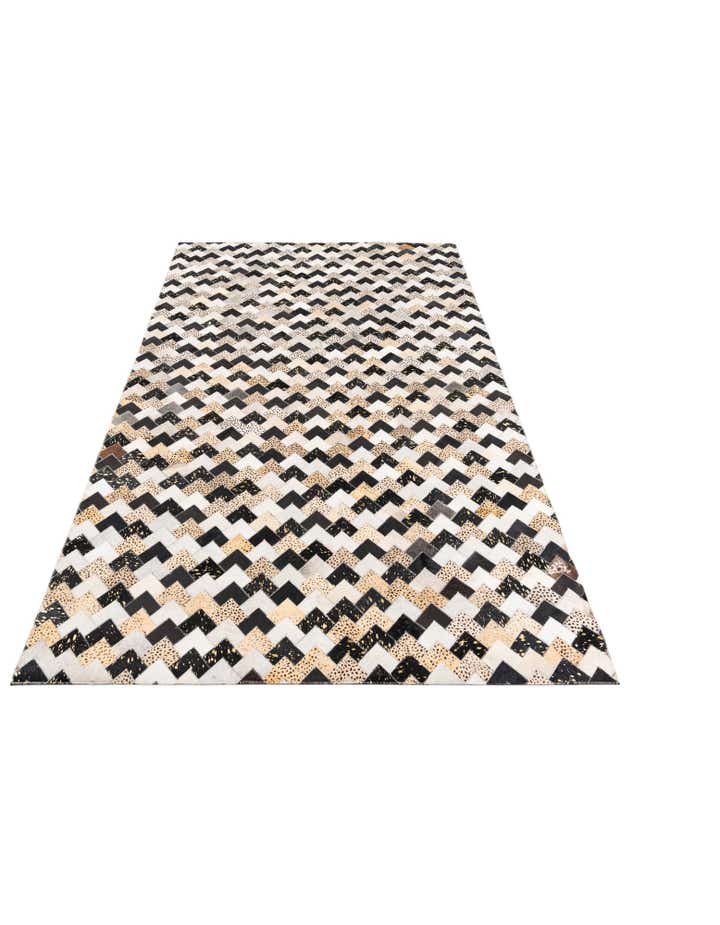 5' x 7' 10 Cowhide Leather Rug