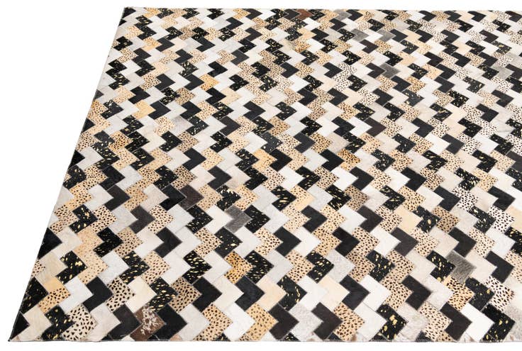 Detail image of 5' x 7' 10 Cowhide Leather Rug