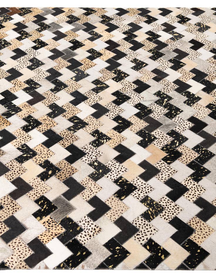 Detail image of 5' x 7' 10 Cowhide Leather Rug