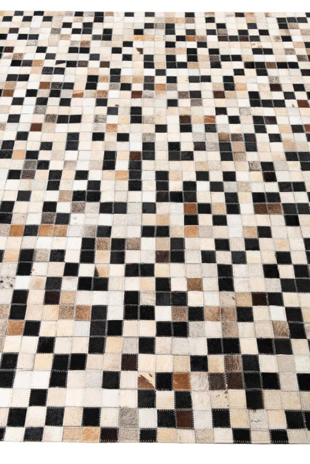 Detail image of 5' x 7' 10 Cowhide Leather Rug