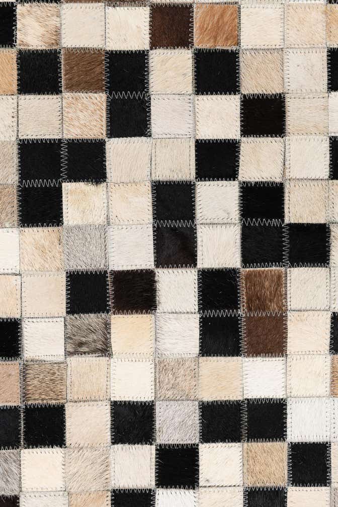 5' x 7' 10 Cowhide Leather Rug