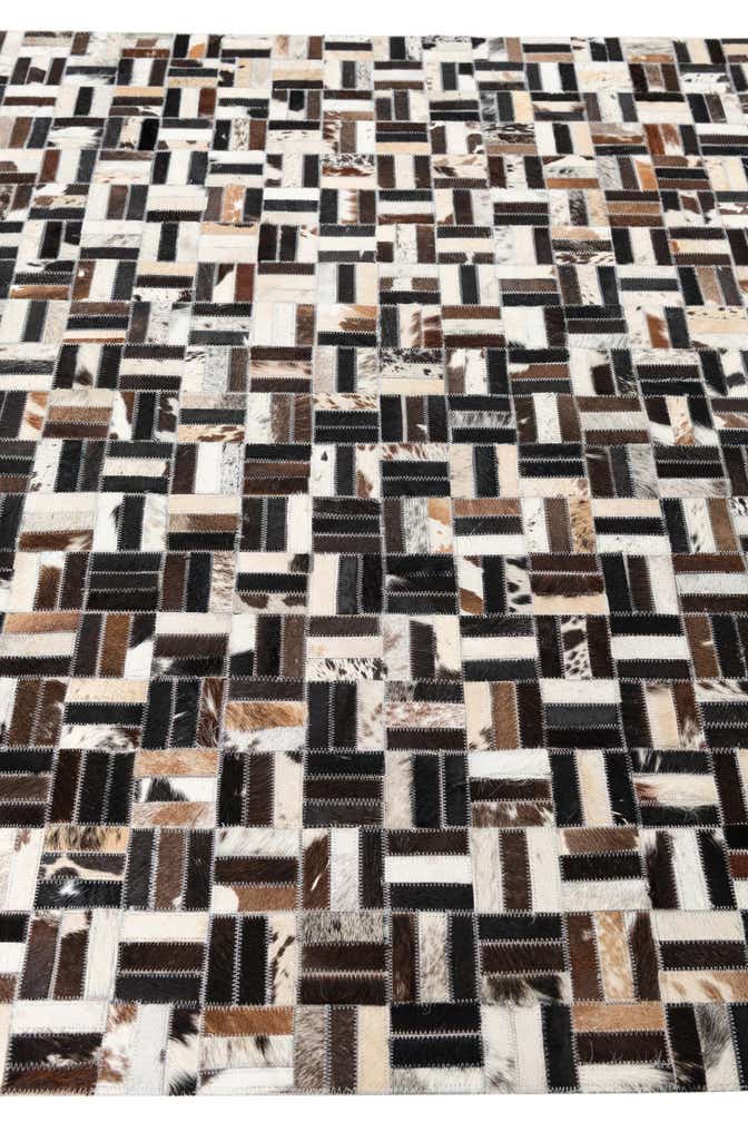 5' x 8' Cowhide Leather Rug